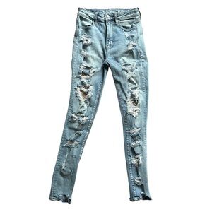 American Eagle Outfitters Super Stretch Distressed Light Wash Denim Jeans 2R